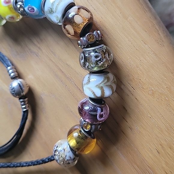 Pandora Black Leather cord necklace with beads. - Picture 6 of 6